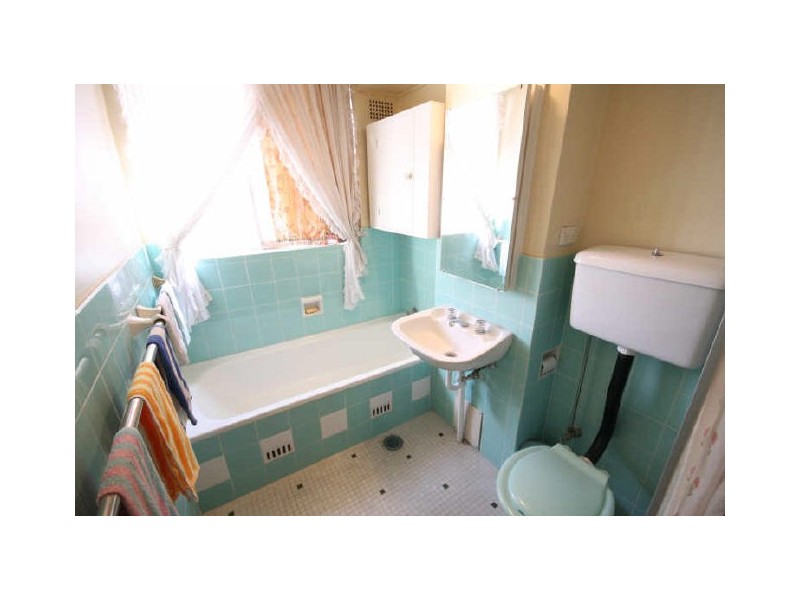 2/31 Mascot Drive, Eastlakes NSW 2018