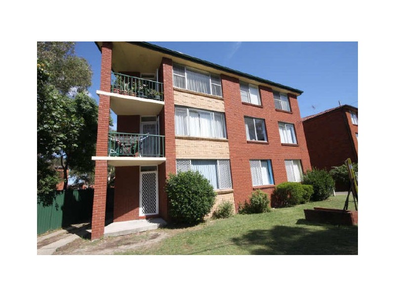 2/31 Mascot Drive, Eastlakes NSW 2018