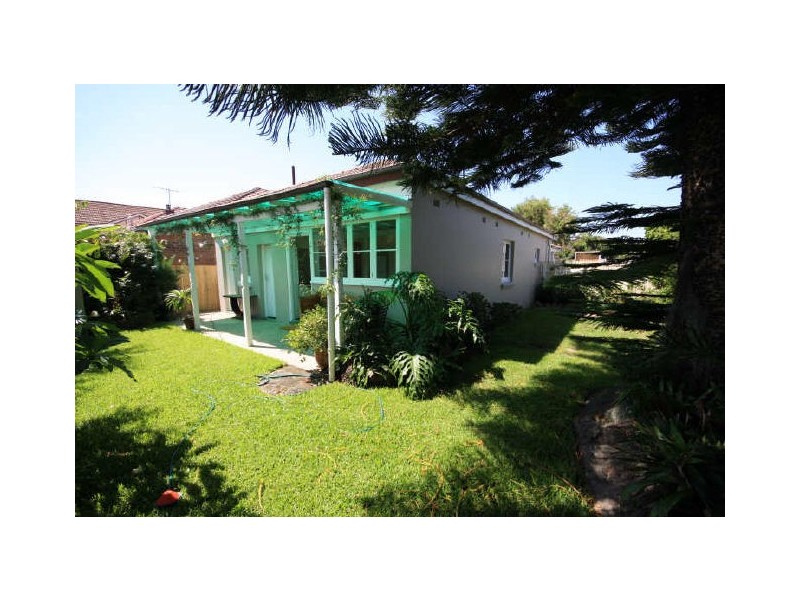 7 Carinya Avenue, Mascot NSW 2020