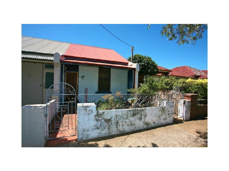4 Hambly Street, Botany NSW 2019
