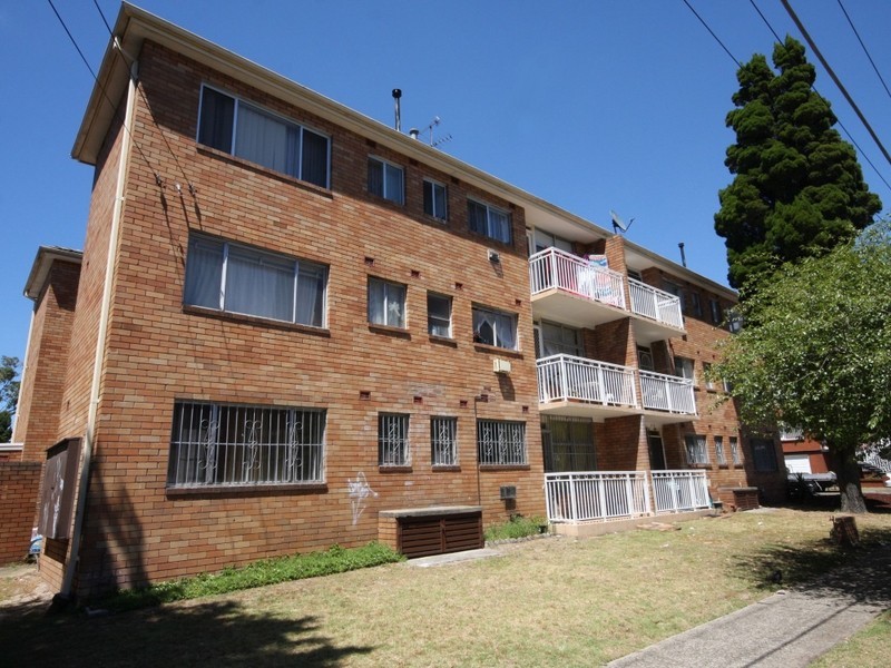 6/2 Barber Avenue, Eastlakes NSW 2018