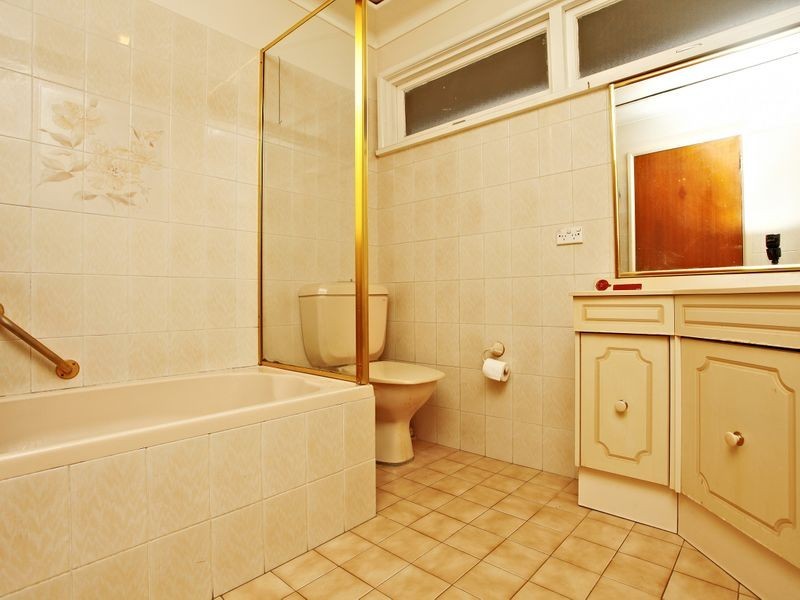 48 Mascot Drive, Eastlakes NSW 2018