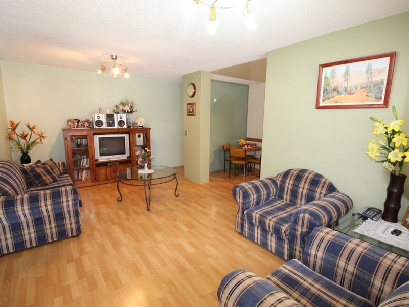 3/4 Barber Avenue, Eastlakes NSW 2018