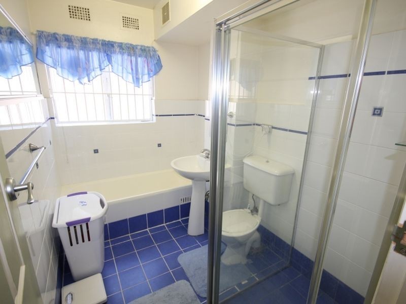 3/4 Barber Avenue, Eastlakes NSW 2018