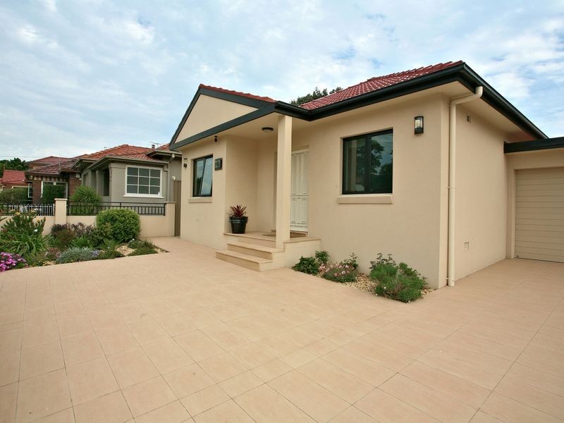 12 Lismore Street, Eastlakes NSW 2018