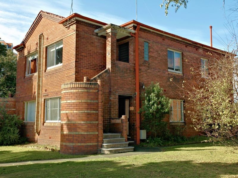 2/1 Todman Avenue, Kensington NSW 2033