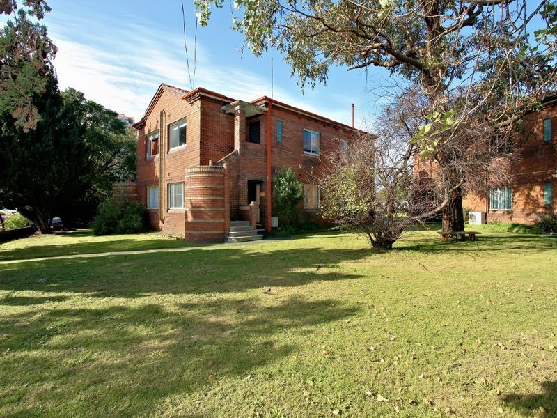 2/1 Todman Avenue, Kensington NSW 2033