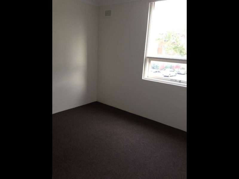 8/1 Longworth Avenue, Eastlakes NSW 2018