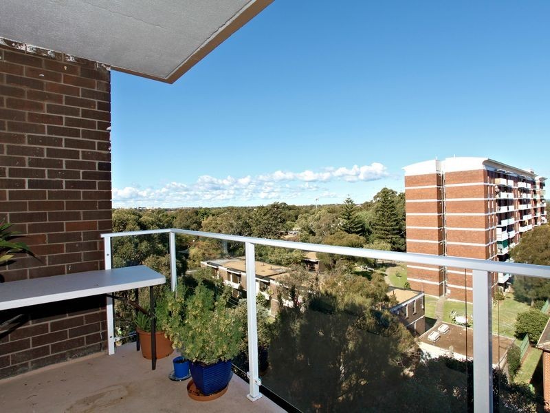 37/28 Evans Avenue, Eastlakes NSW 2018