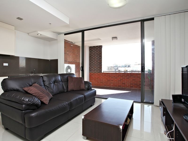 B801/25 John Street, Mascot NSW 2020