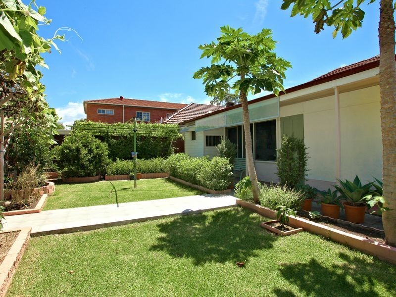 40 Carinya Avenue, Mascot NSW 2020