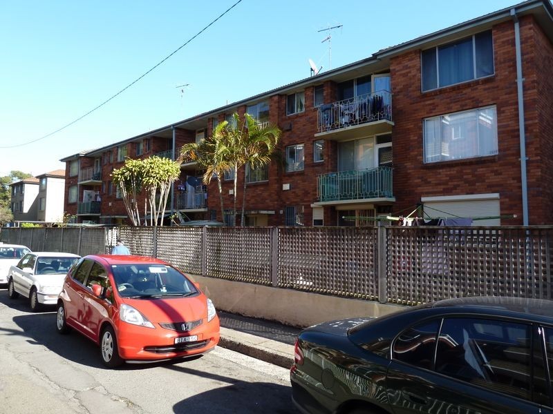 2/12 Evans Avenue, Eastlakes NSW 2018