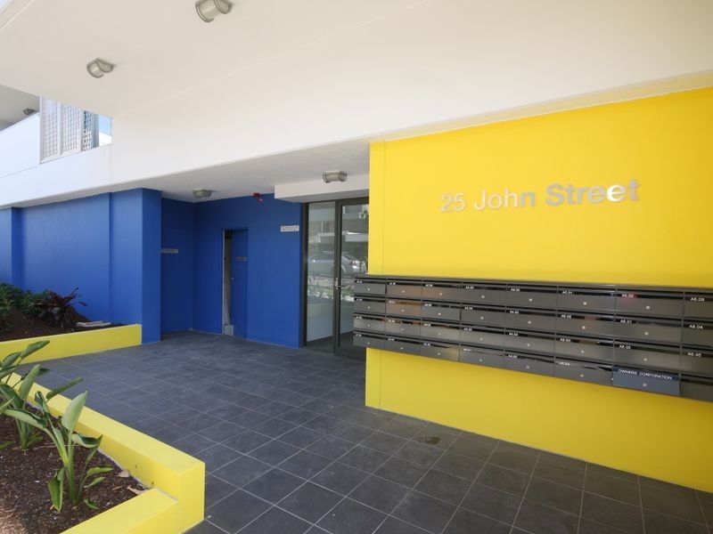 B602/25 John Street, Mascot NSW 2020