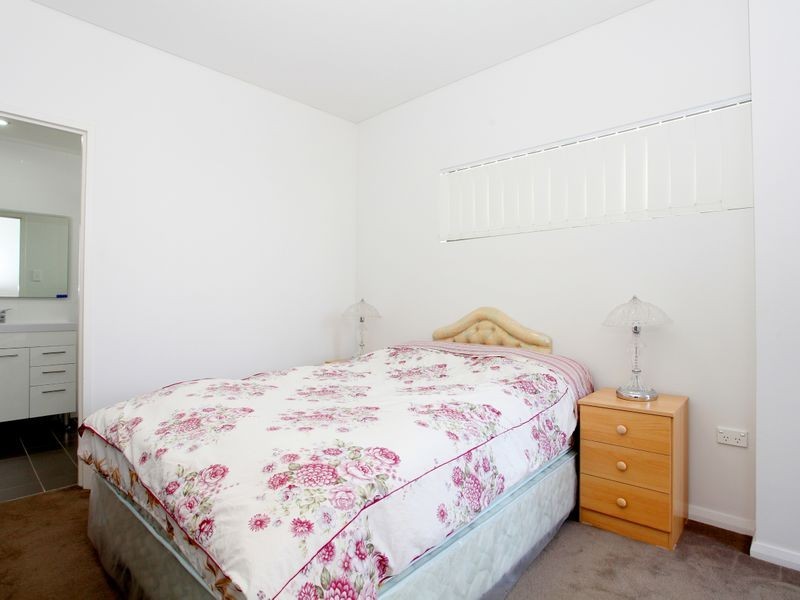 A605/25 John Street, Mascot NSW 2020