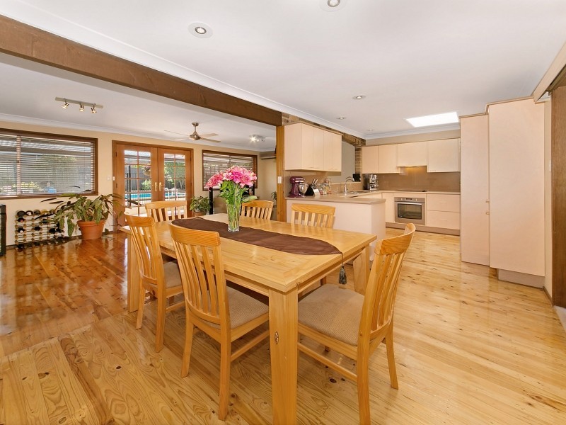 43 Abercrombie Avenue, Seven Hills NSW 2147