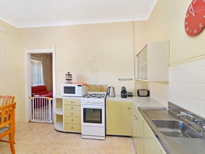 2 Swinbourne Street, Botany NSW 2019