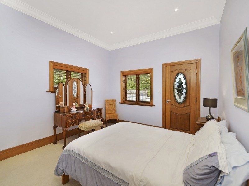 124 Harcourt Parade, Rosebery NSW 2018