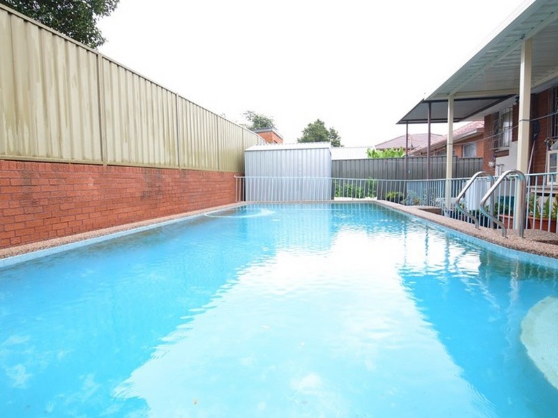 42 Mascot Drive, Eastlakes NSW 2018