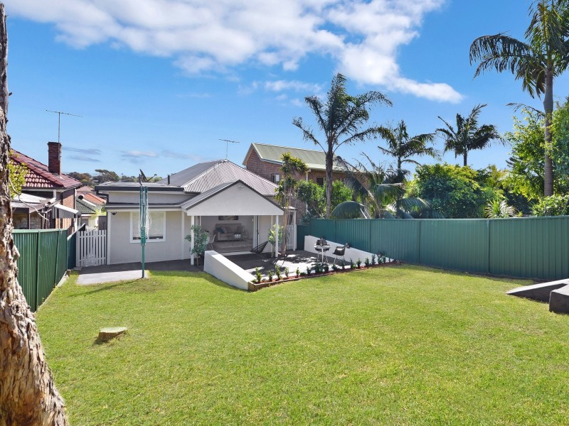 22 Trevelyan Street, Botany NSW 2019