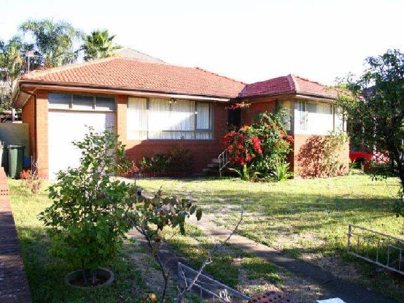 48 Mascot Drive, Eastlakes NSW 2018