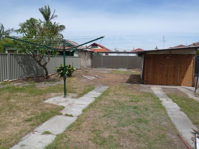 135 Maloney Street, Eastlakes NSW 2018