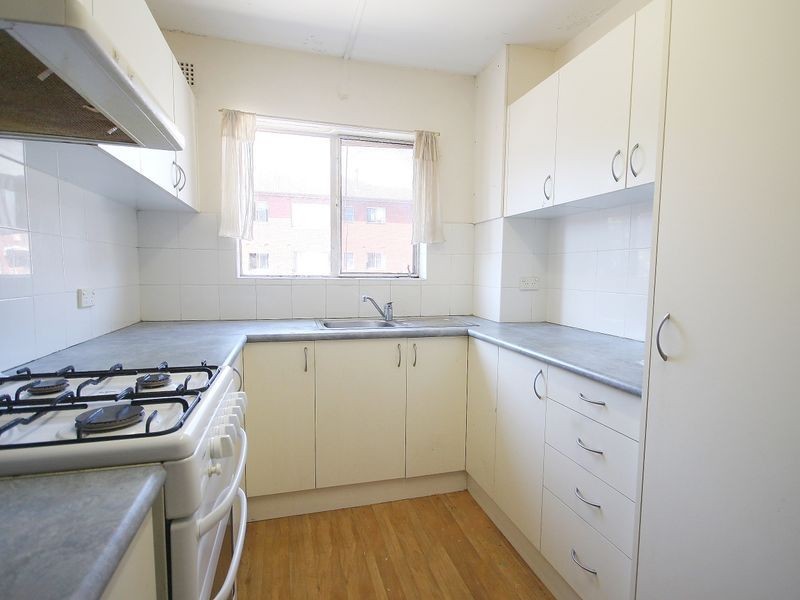 7/6 Barber Ave, Eastlakes NSW 2018