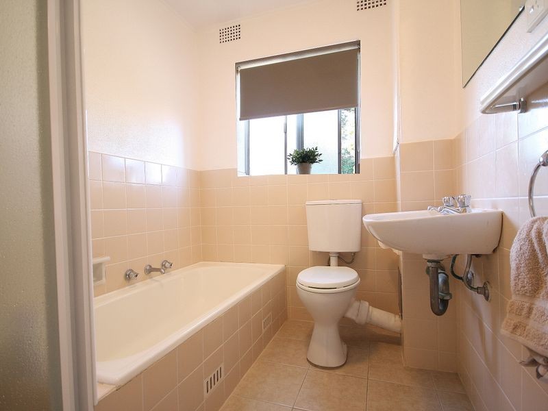 5/2 Barber Avenue, Eastlakes NSW 2018