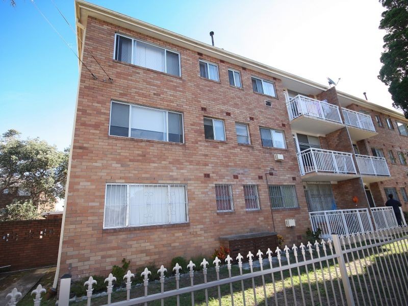 5/2 Barber Avenue, Eastlakes NSW 2018