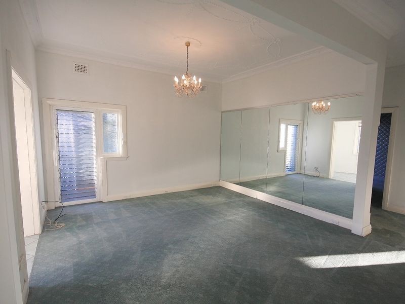 3 Dalmeny Avenue, Rosebery NSW 2018