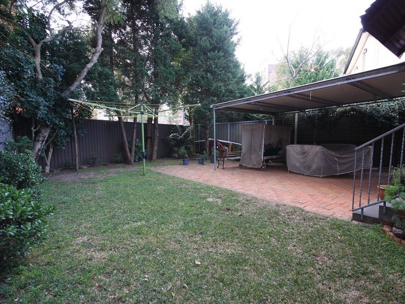 11 Florence Avenue, Eastlakes NSW 2018