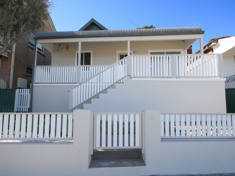 22 Trevelyan Street, Botany NSW 2019