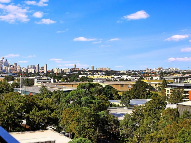 A712.8 Bourke Street, Mascot NSW 2020
