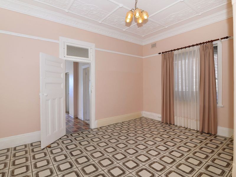 16 Percival Street, Carlton NSW 2218