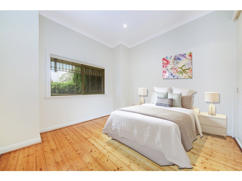 8 Brussels Street, Mascot NSW 2020