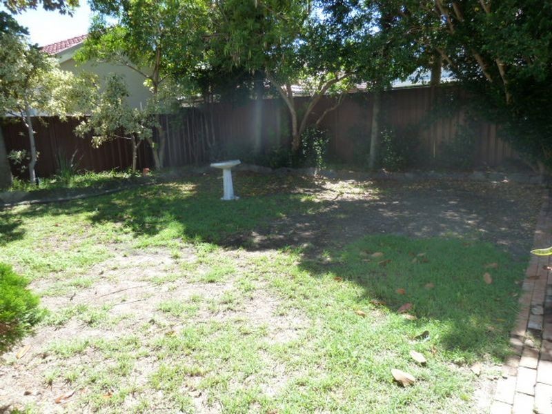 8 Henry Kendal Crescent, Mascot NSW 2020