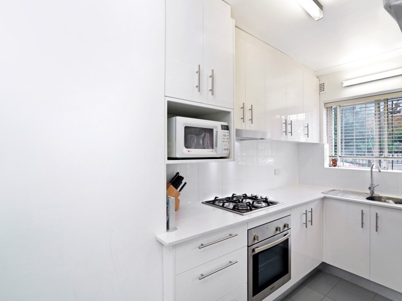 1/27 Mascot Drive, Eastlakes NSW 2018