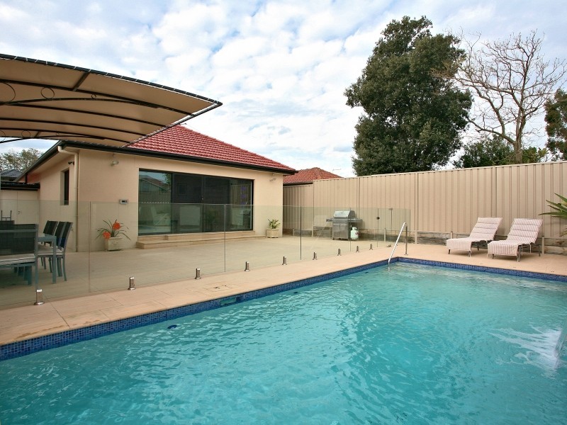 12 Lismore Street, Eastlakes NSW 2018