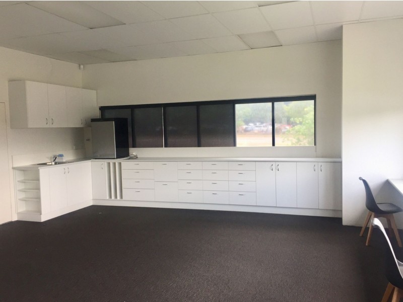 16 & 17/16 Charlton Court, Woolner NT 0820