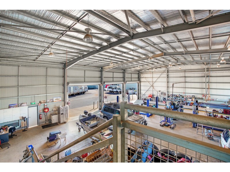 32 Bishop Street, Woolner NT 0820