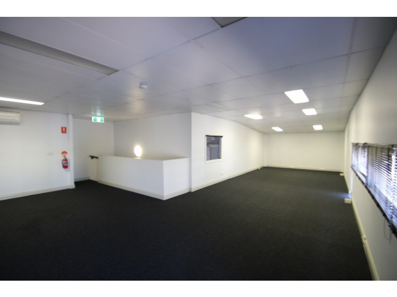 1/2 Damaso Place, Woolner NT 0820