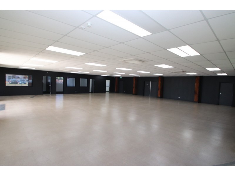 B2/1 De Caen Close, Virginia NT 0834