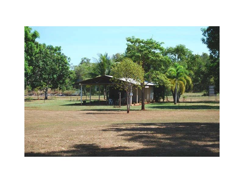 2916 Litchfield Park Road, Batchelor NT 0845