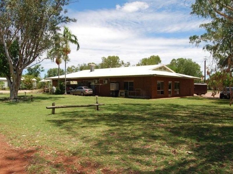 10 Roper Terrace, Mataranka NT 0852