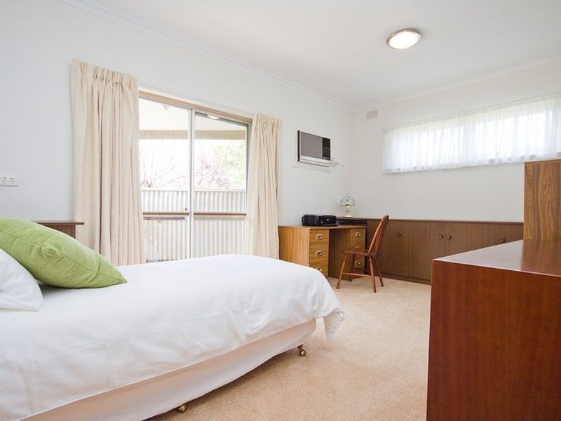 13 Parkmore Avenue, Sturt SA 5047