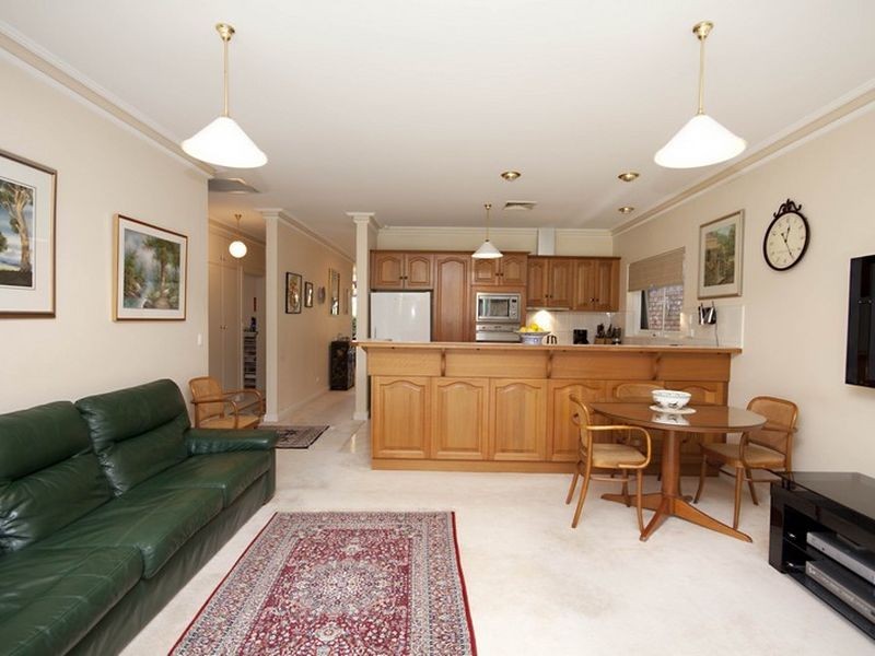 2/10 Gilles Road, Glen Osmond SA 5064