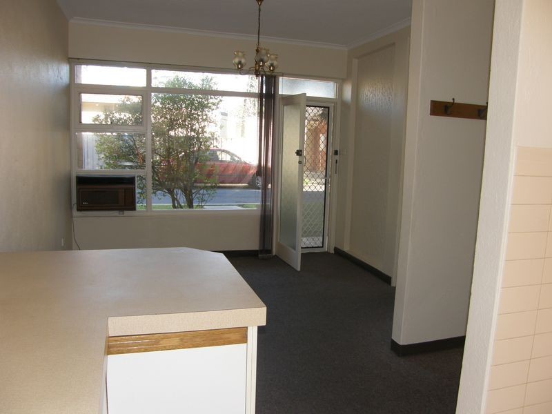 2/17 MacFarlane Street, Glenelg North SA 5045