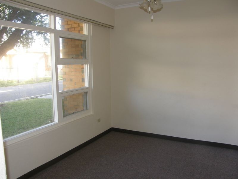 2/17 MacFarlane Street, Glenelg North SA 5045