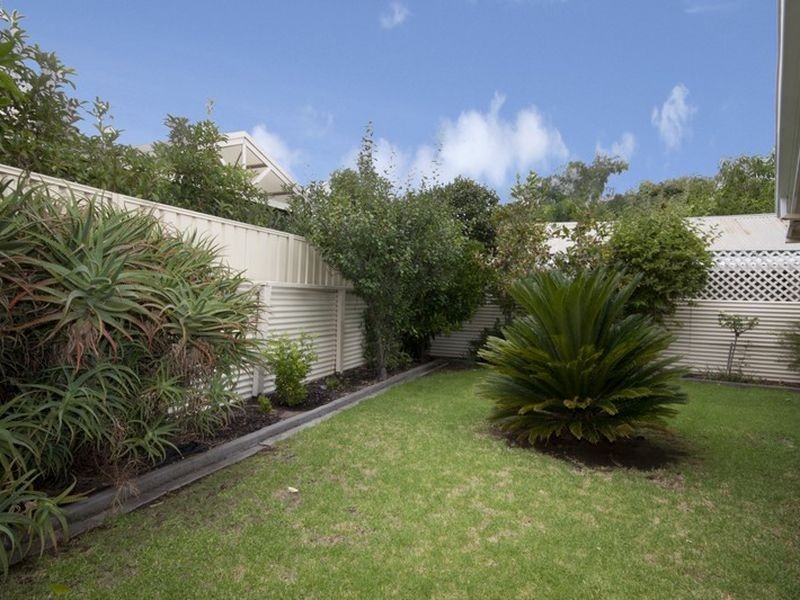 1 Overbury Drive, Clarence Park SA 5034