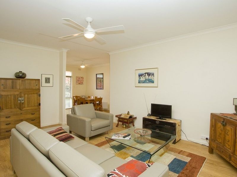 6/33 Churchill Avenue, Clarence Park SA 5034