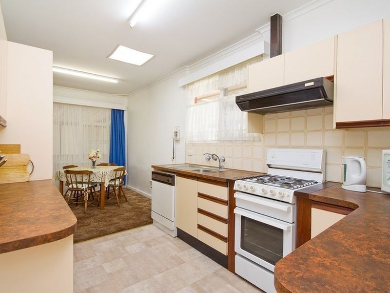 24 Woodland Road, Mitchell Park SA 5043